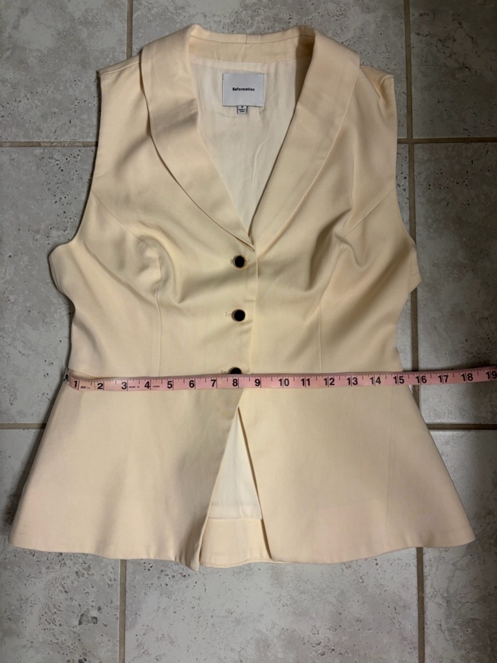 Reformation | Oakley Vest in Sugar | Sz 8 - Picture 7 of 8
